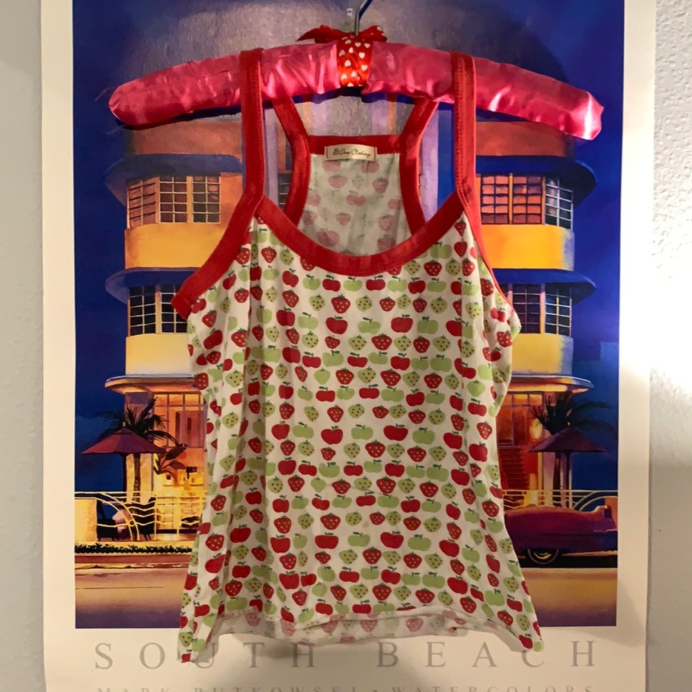 Y2k cute cottage core apples + strawberries racer back tank top!